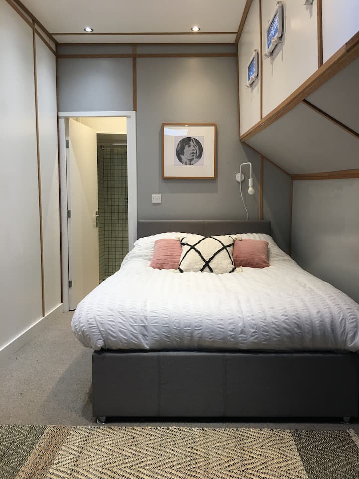 Slaapkamer 3 - met ensuite badkamer