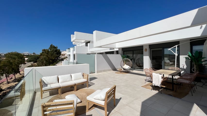 Tandem Consulting managed Airbnb listing 1