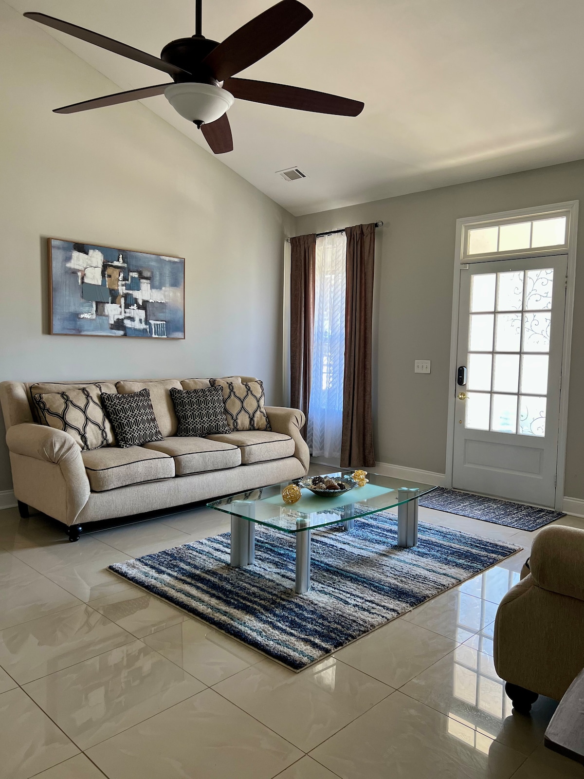 Cozy home 20 min from Airport Houses for Rent in Stockbridge,