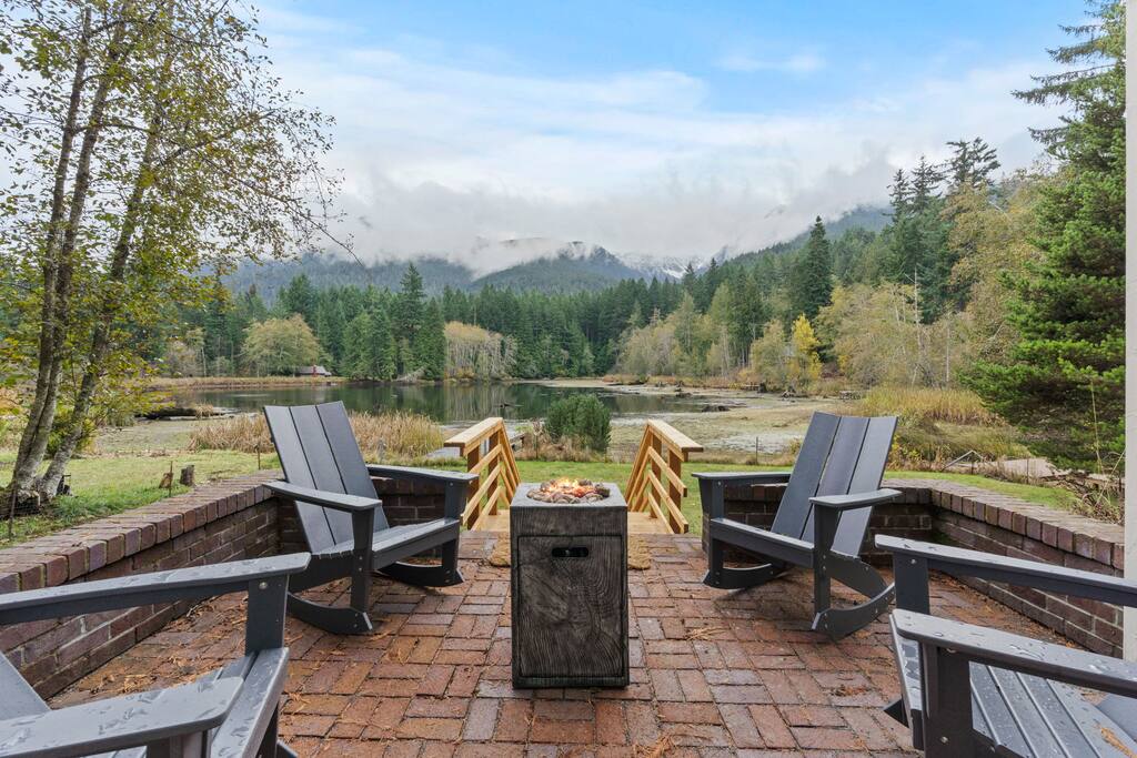 Green Victoria - Hot Tub, Olympic Natl Park