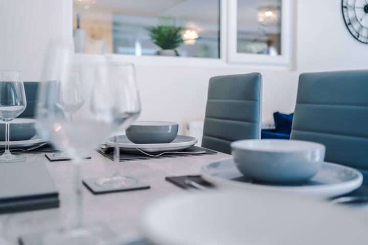 Detached 5 bed House in Worsley Manchester gallery image 4