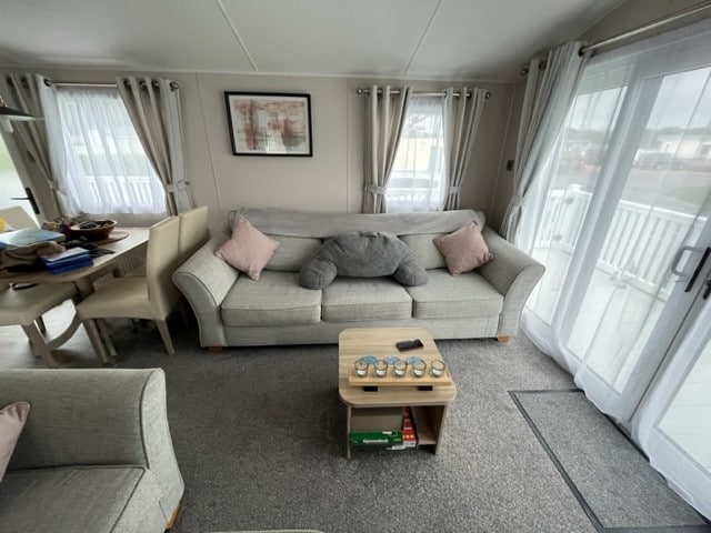 Successful Airbnb property: Comfy caravan near the beach - 'Manny' in West Lulworth
