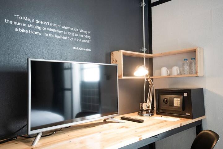 Blu Monkey Hub & Hotel managed Airbnb listing 3