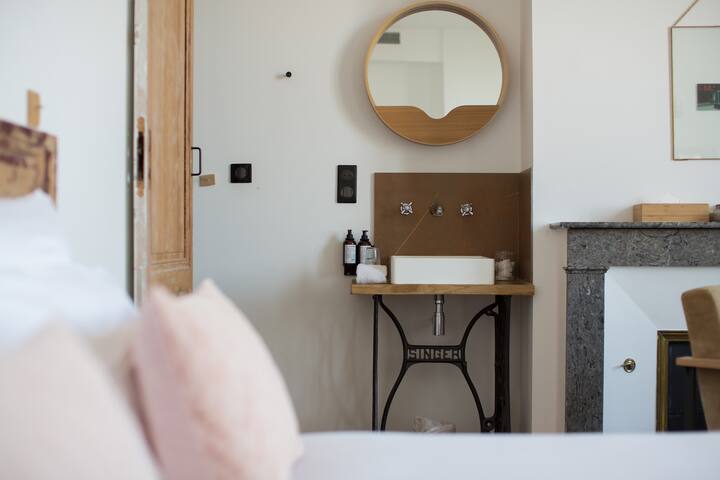 Chambre haut-de-gamme dans hôtel particulier gallery image 5