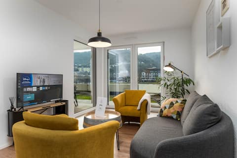 Popular Airbnb listing: Vivamosel: Apartment with Mosel & Burgblick in Cochem