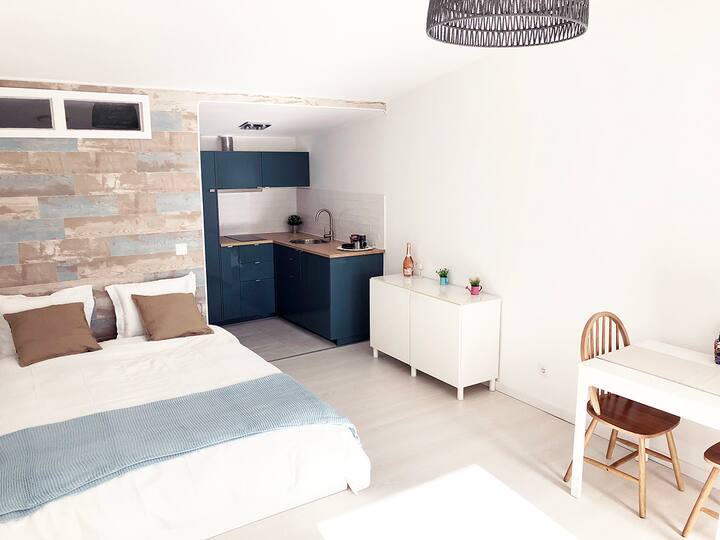 Cascais Beach Elegant Studio Apartments for Rent in Cascais, Lisboa