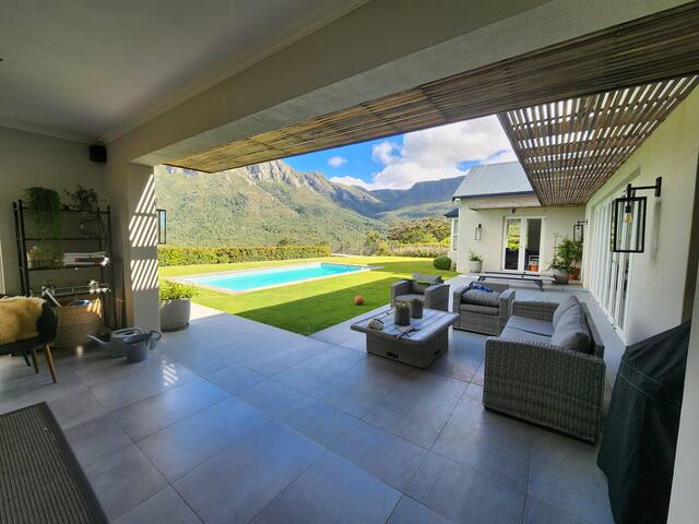 Villa at Constantia Nek gallery image 2