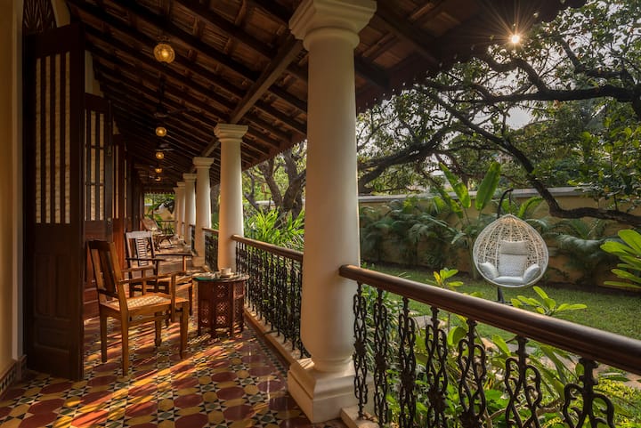 Balcony image 1