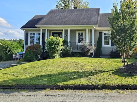 Open concept, gym and jacuzzi!