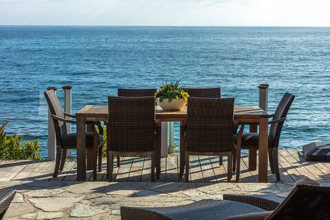 Laguna Beach Beachfront home w/ Stunning Interior