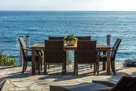 Laguna Beach Beachfront home w/ Stunning Interior