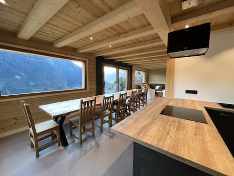 Beautiful chalet near the center