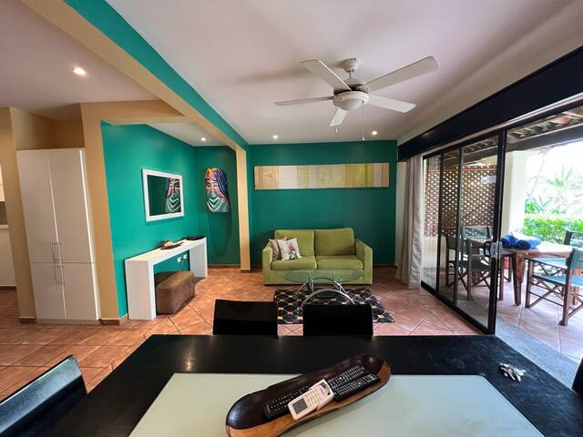 Coco Sunset Hill 28