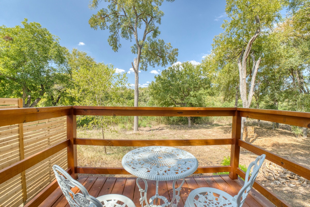 Bright & Spacious Stay: A+ Deck & Greenbelt Views!