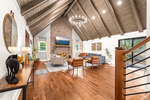 H20, Power, Wifi, HotTub, Sauna, GameRoom, 15m AVL
