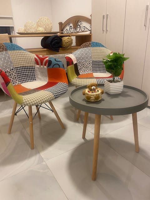 Beautiful and complete studio