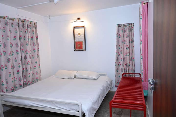 غرفة النوم 1