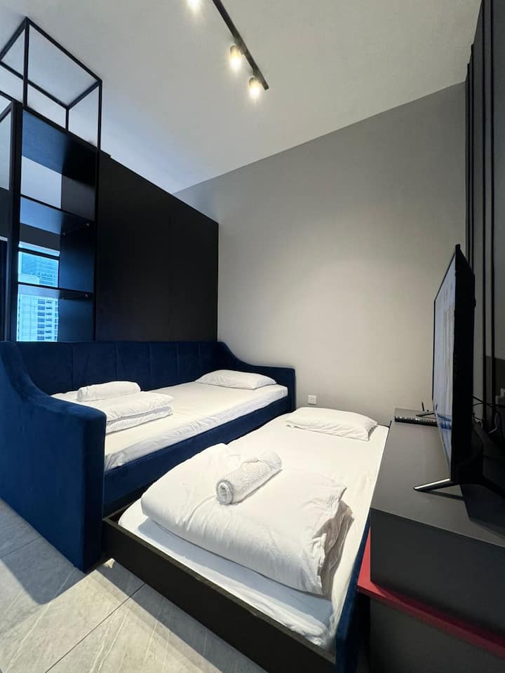 Lucky Axon Bukit Bintang 1 To 6 Pax - Klcc Trx - Kuala Lumpur