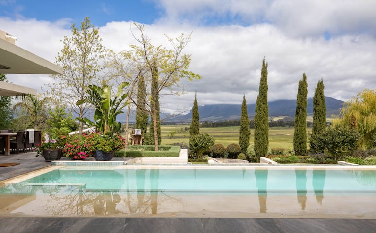 Villa Gatsby featured image