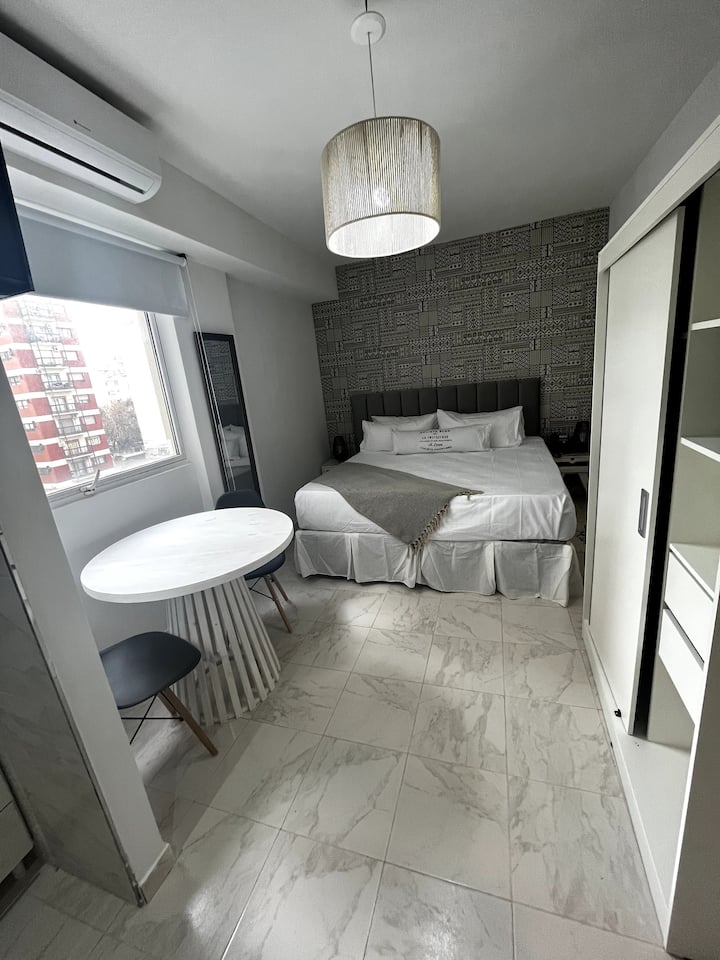 Fully equipped one-bedroom apartment in Villa Urquiza (Ker Urquiza hotel)