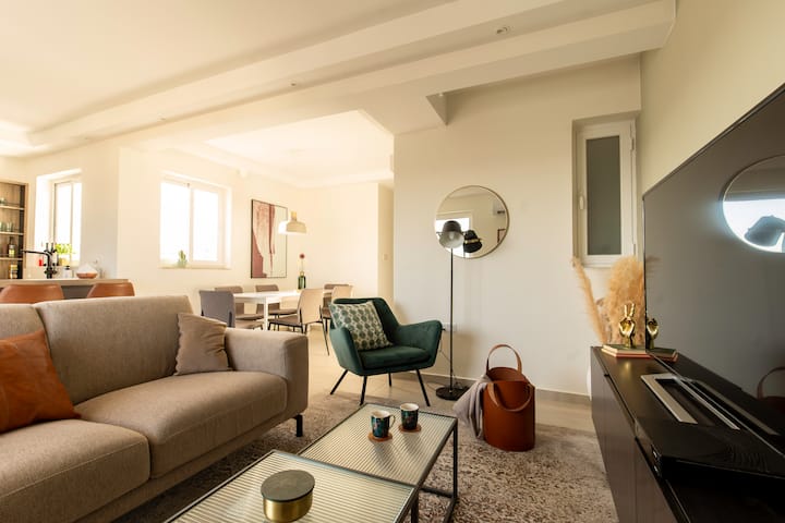 Modern & Spacious 3bd Apt With Terrace - Malta