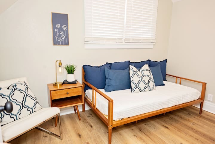 საძინებელი 4