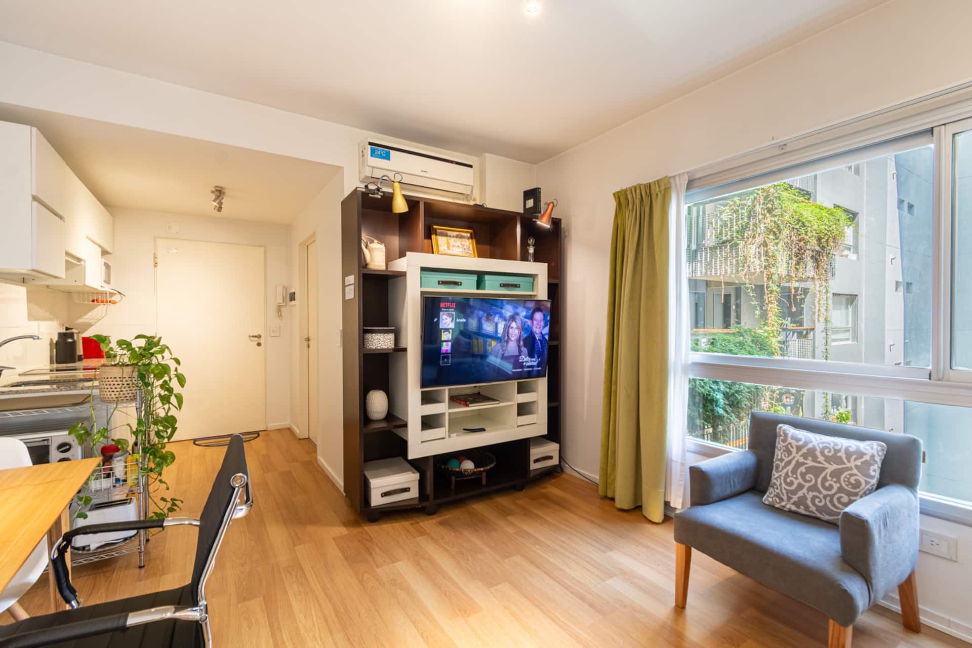 Beautiful apt in green oasis in Chacarita