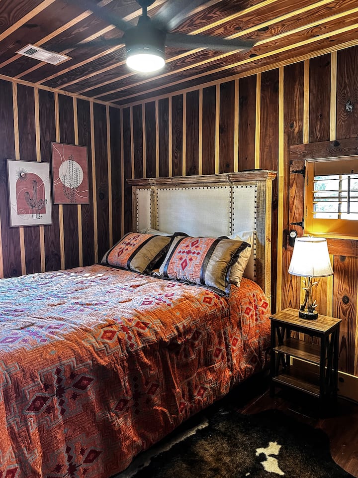 Master bedroom with en-suite. 