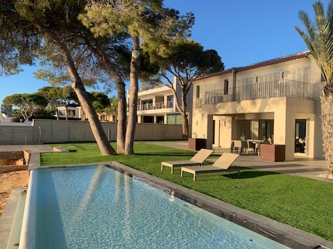 Villa Cyclone, Cabo Roig