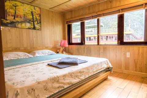 Basic room in Floating House