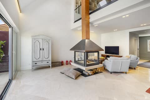 Top Airbnb: Casa Champagne - A pearl of Estoril in União Das Freguesias De Cascais E Estoril