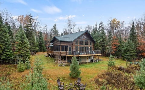 Log home in Garnet Hill near Gore Mtn