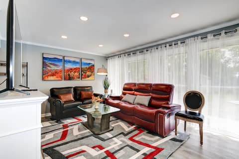 Walk to Metro, Dining, Shops|25 Min to DC|4BR&Yard