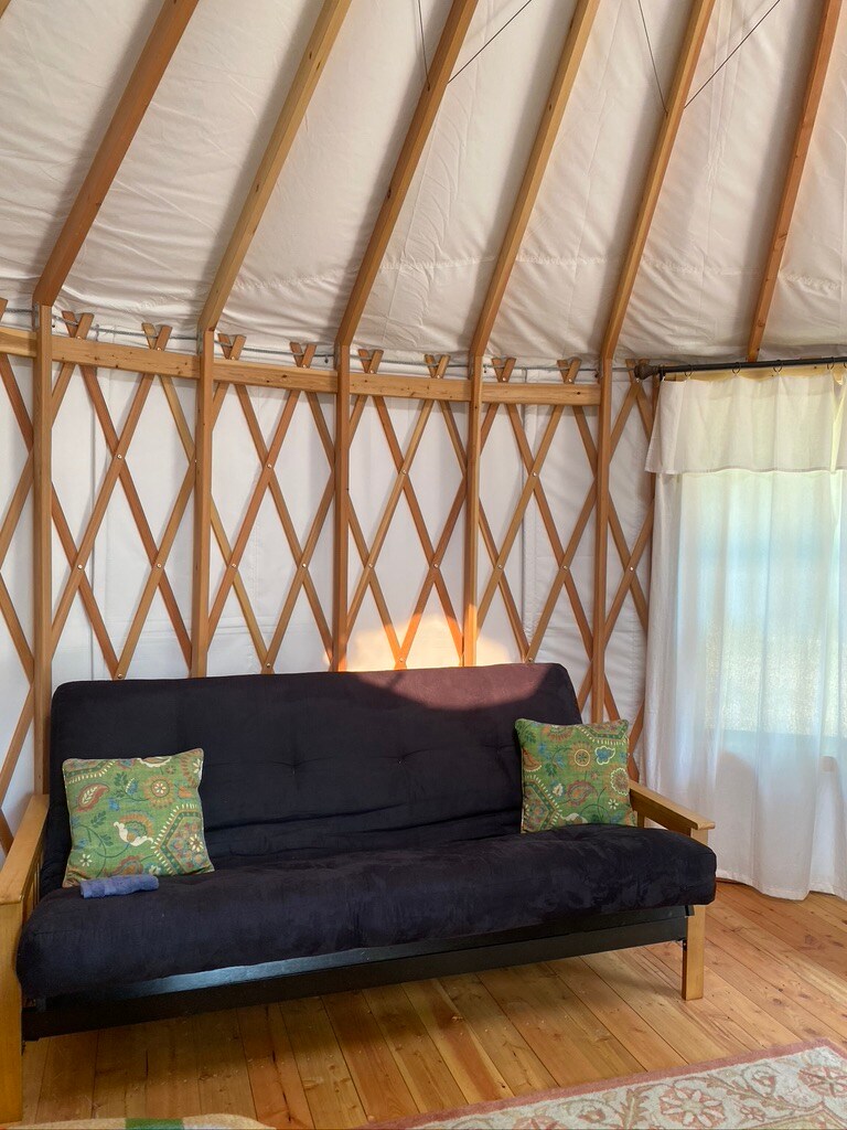 Памучен брачен кревет (широк 150-179 см)