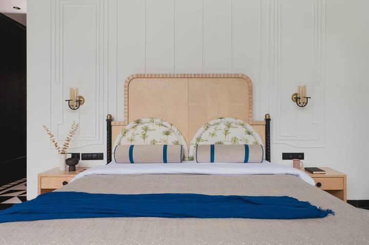 Bedroom 3 image 3