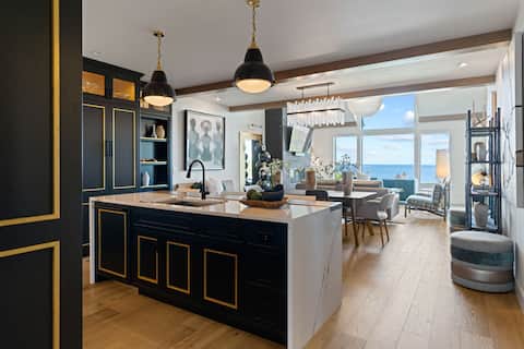 Professionally Designed Penthouse by Lake Michigan