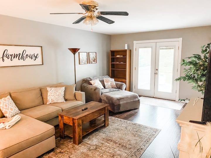 3 Acre Tranquil Colonial - Powhatan State Park, Powhatan