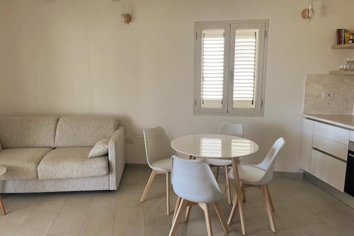 غرفة المعيشة والمطبخ