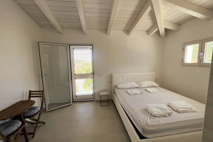 غرفة في الطابق العلوي