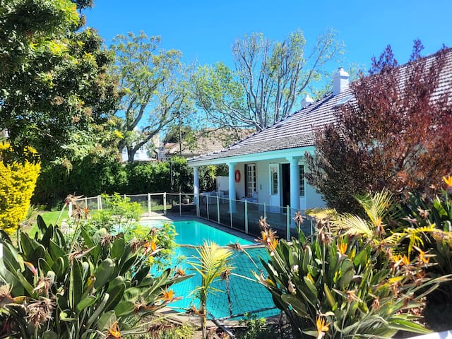 Spacious Family home with a pool