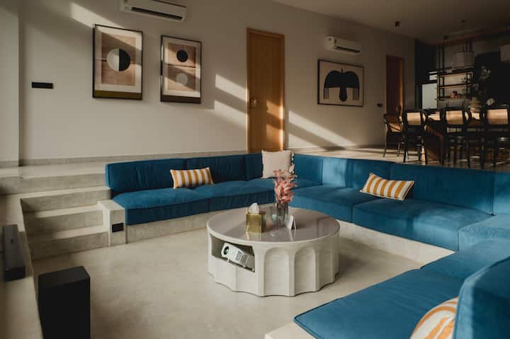 Living room image 2