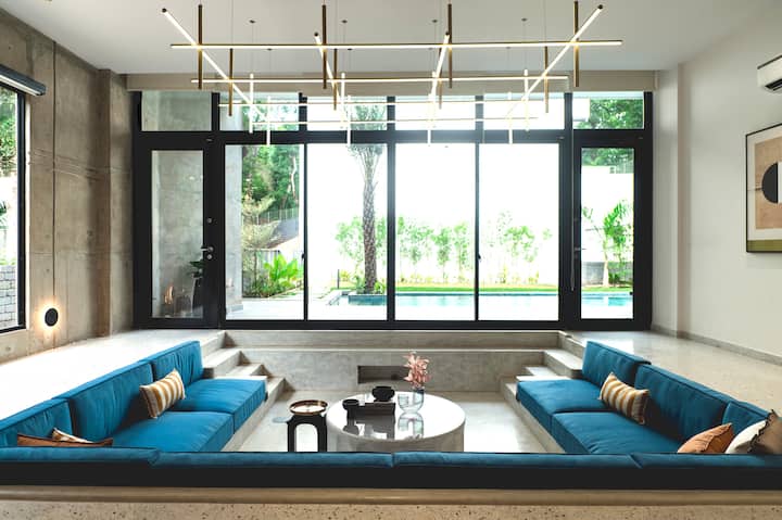 Living room image 3