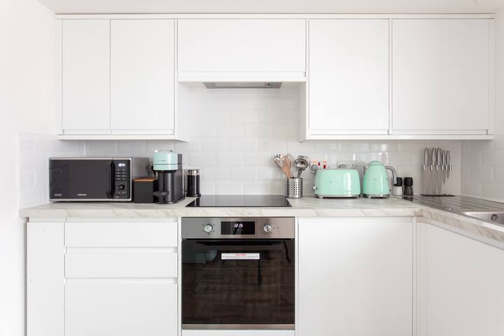 Covent Garden Gem | Stylish Stay in Central London gallery image 4