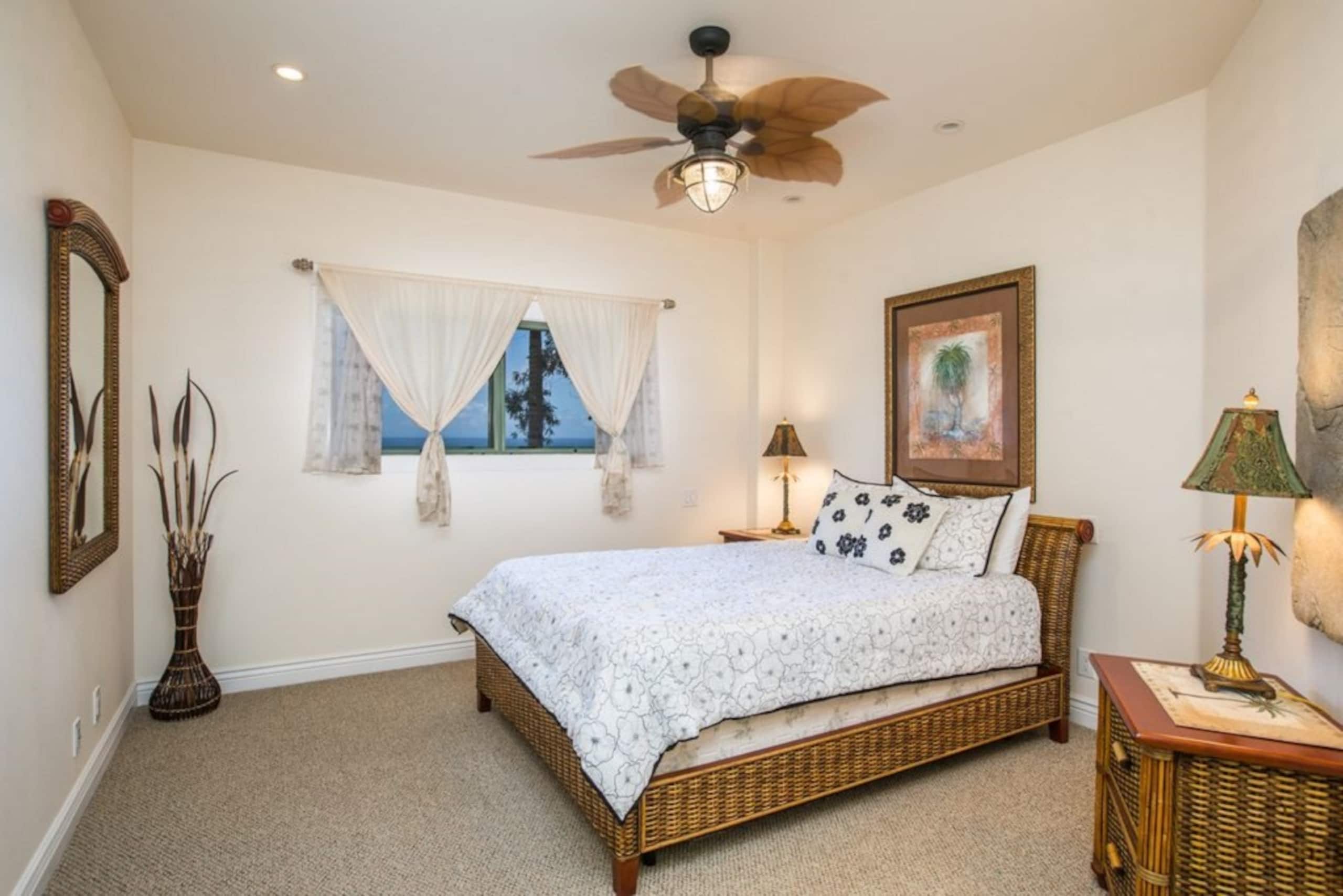 Oceanfront Condo with A/C - Image 9