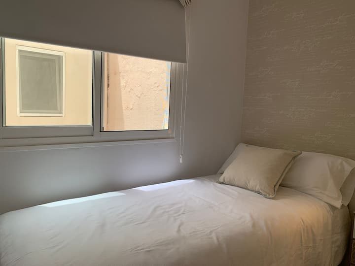 غرفة النوم 2