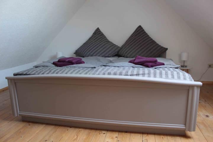 Chumba cha kwanza cha kulala