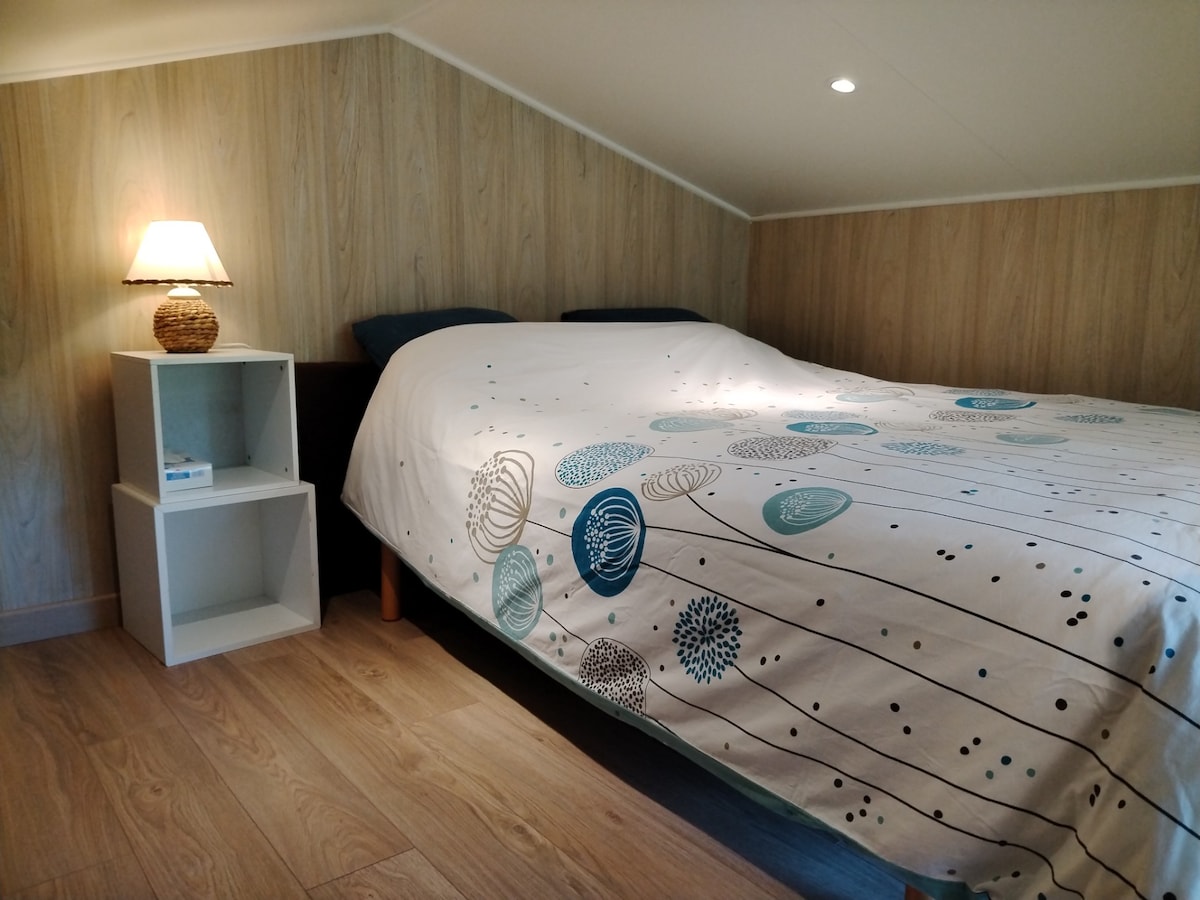 Eneo la usiku kucha kwenye mezzanine 