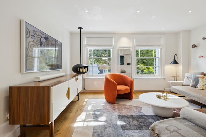 Designer Home near Broadway Market for 6 people