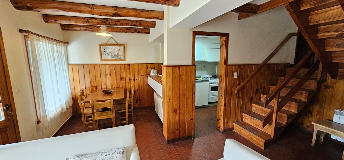 Cabaña en Arelauquen con vista al golf y los Andes - Casa en Arelauquen Golf & Country Club