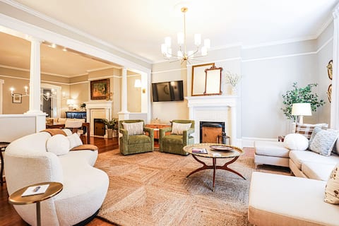 Jewel on Jones - A Southern, Savannah Mansion